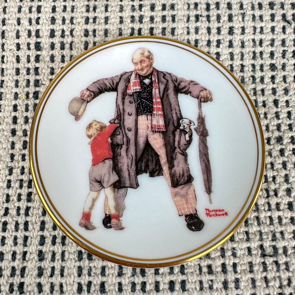 Norman Rockwell Mini Plate Limited Edition The Gift 1983 Decorative Collector